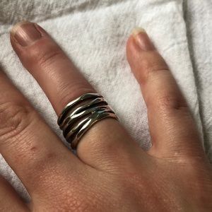 Beautiful sterling silver ring